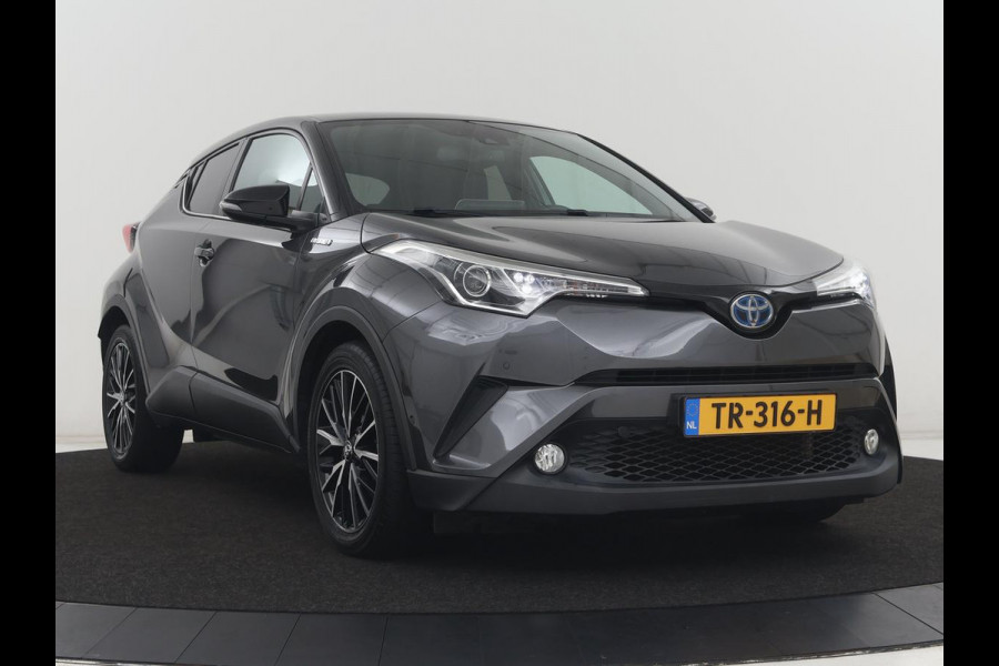 Toyota C-HR 1.8 Hybrid Dynamic | Trekhaak | JBL sound | Adaptive cruise control | Climate control | Navigatie | Camera | Bluetooth | Stoelverwarming | Side assist | Park assist