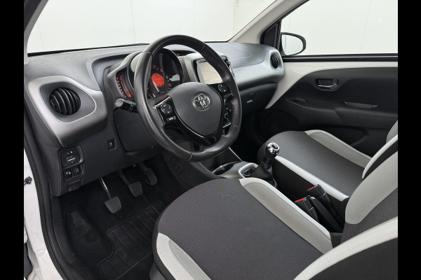 Toyota Aygo 1.0 VVT-i 70PK 5Drs Navi Camera Airco Cruise Control Bluetooth x-play Led Isofix Origineel Nederlandse Auto