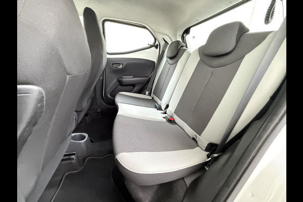 Toyota Aygo 1.0 VVT-i 70PK 5Drs Navi Camera Airco Cruise Control Bluetooth x-play Led Isofix Origineel Nederlandse Auto