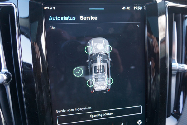 Volvo XC60 2.0 T6 Plug-in hybrid AWD Ultimate Dark Head-Up Long-Range 20"Velgen Schuifdak.