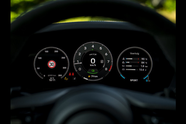 Porsche 911 3.6 T-Hybrid Carrera GTS | SportDesign | Lift | Schuifdak | Carbon interior