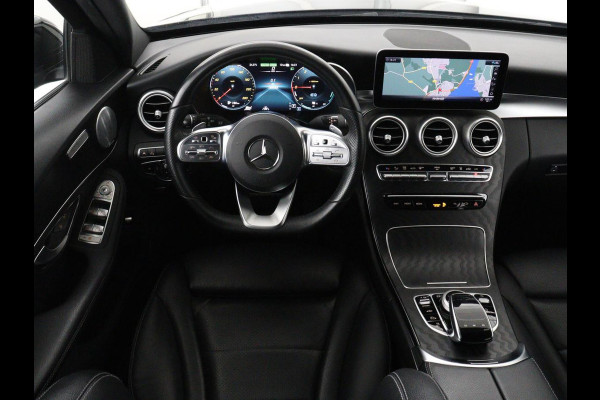 Mercedes-Benz C-Klasse Estate 300 de Business Solution Luxury Limited | SOH 79,7% | Matrix LED | Trekhaak | Adaptive cruise | Navigatie | Bluetooth | Carplay | Stoelverwarming | Camera | Burmerster Sound | Sfeerverlichting