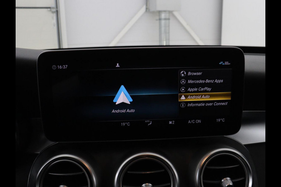 Mercedes-Benz C-Klasse Estate 300 de Business Solution Luxury Limited | SOH 79,7% | Matrix LED | Trekhaak | Adaptive cruise | Navigatie | Bluetooth | Carplay | Stoelverwarming | Camera | Burmerster Sound | Sfeerverlichting