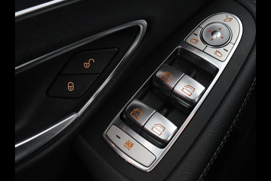 Mercedes-Benz C-Klasse Estate 300 de Business Solution Luxury Limited | SOH 79,7% | Matrix LED | Trekhaak | Adaptive cruise | Navigatie | Bluetooth | Carplay | Stoelverwarming | Camera | Burmerster Sound | Sfeerverlichting