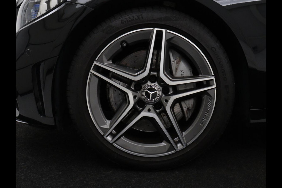 Mercedes-Benz C-Klasse Estate 300 de Business Solution Luxury Limited | SOH 79,7% | Matrix LED | Trekhaak | Adaptive cruise | Navigatie | Bluetooth | Carplay | Stoelverwarming | Camera | Burmerster Sound | Sfeerverlichting