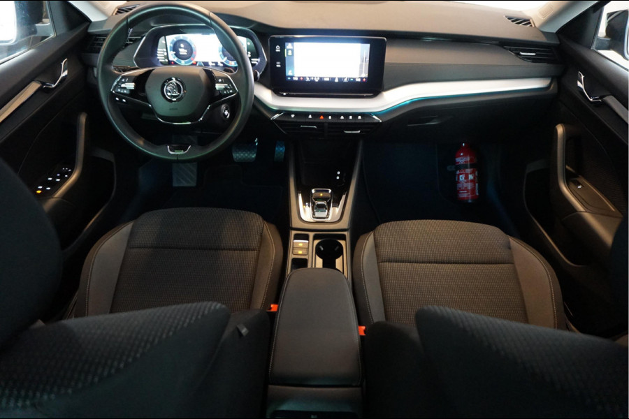 Škoda Octavia Combi 1.0 e-TSI Sport Business | Sfeerverlichting | Virtual cockpit | Cruise + Lane | Apple/ Android | BTW