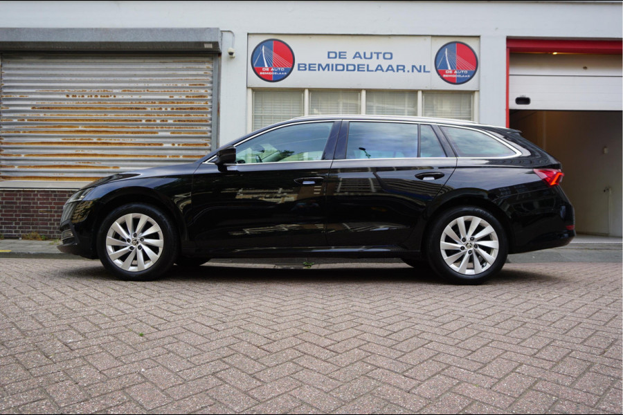 Škoda Octavia Combi 1.0 e-TSI Sport Business | Sfeerverlichting | Virtual cockpit | Cruise + Lane | Apple/ Android | BTW
