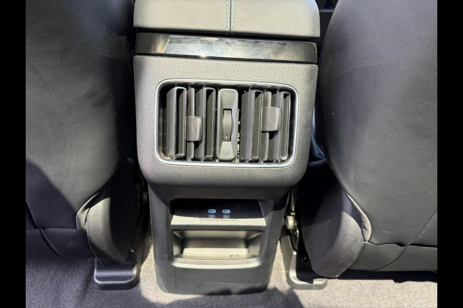 BYD SEAL U 1.5 DM-i FWD Comfort VAN: €35.900,- VOOR: €33.440,- UW WK VOORDEEL: 2.460,-! | ADAPT. CRUISE CONTROL | PANORAMA DAK | 360 GRADEN CAMERA | HEAD-UP DISPLAY | BYD GARANTIE