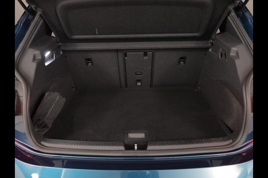 CUPRA Born Performance One 62 kWh Camera| el. verwarmde voorstoelen| 19'LM-velgen
