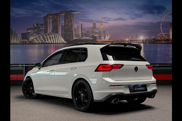 Volkswagen Golf 1.5 eTSI 1st Edition |GTI Pack|IQ-Light|Trekhaak|Massage|Panorama|Stuurverw.|Full opt.