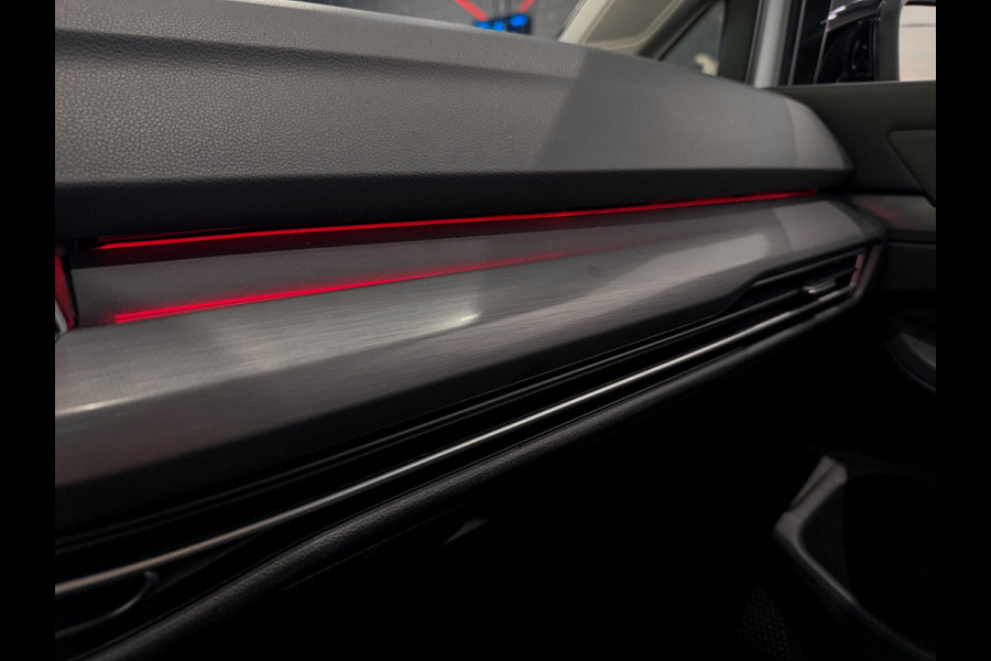 Volkswagen Golf 1.5 eTSI 1st Edition |GTI Pack|IQ-Light|Trekhaak|Massage|Panorama|Stuurverw.|Full opt.