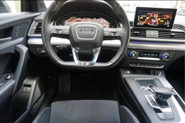Audi Q5 55 TFSI e quattro Competition Aut7 | Trekhaak | B&O | S-line | Virtual Cockpit | Adaptive cruise | Sfeerverlichting |