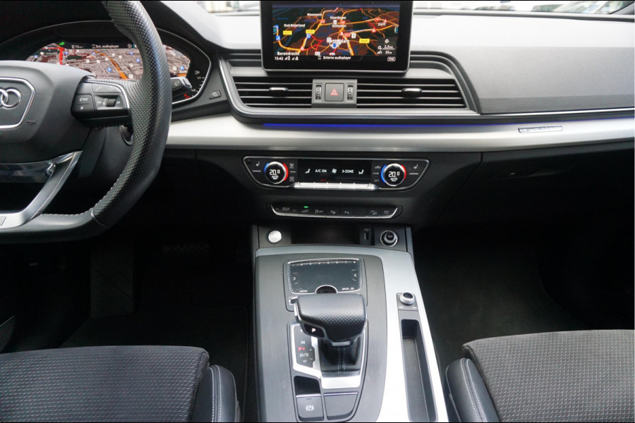 Audi Q5 55 TFSI e quattro Competition Aut7 | Trekhaak | B&O | S-line | Virtual Cockpit | Adaptive cruise | Sfeerverlichting |