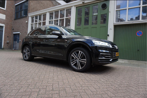 Audi Q5 55 TFSI e quattro Competition Aut7 | Trekhaak | B&O | S-line | Virtual Cockpit | Adaptive cruise | Sfeerverlichting |