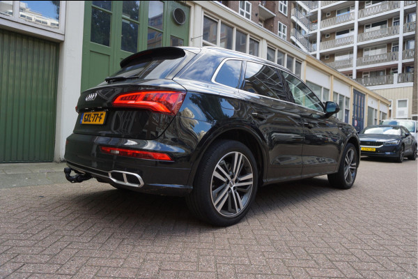 Audi Q5 55 TFSI e quattro Competition Aut7 | Trekhaak | B&O | S-line | Virtual Cockpit | Adaptive cruise | Sfeerverlichting |
