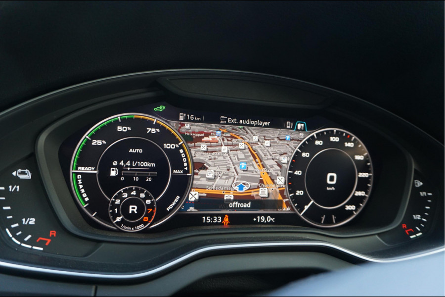 Audi Q5 55 TFSI e quattro Competition Aut7 | Trekhaak | B&O | S-line | Virtual Cockpit | Adaptive cruise | Sfeerverlichting |