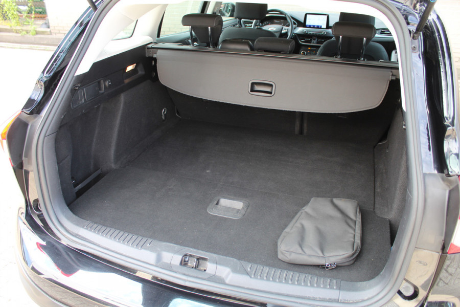 Ford FOCUS Wagon 1.0 EcoBoost Active Business | Trekhaak | Cruise Control | Winter Pack