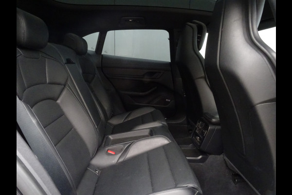 Porsche Taycan Cross Turismo 4S 93 kWh * 370 KM ACCURADIUS !!