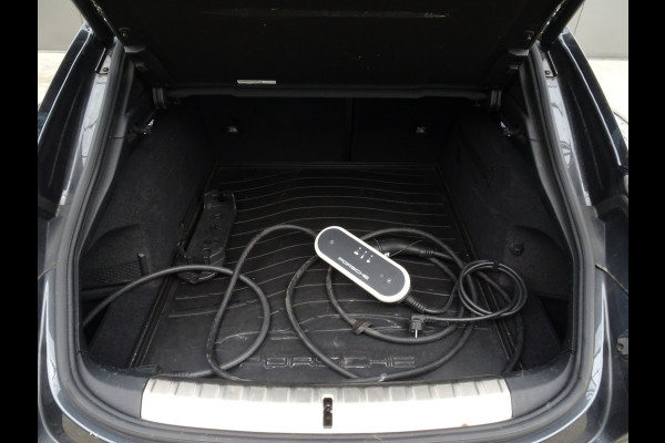 Porsche Taycan Cross Turismo 4S 93 kWh * 370 KM ACCURADIUS !!