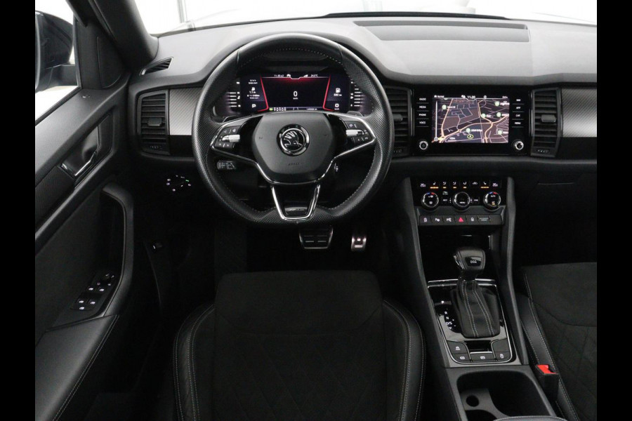 Škoda Kodiaq 1.5 TSI Sportline Business 7p. | Panoramadak | 360 Camera | Carplay | Trekhaak | Navigatie | Climate control | DAB+ | Adaptive cruise | Stoel & stuurwielverwarming | Side assist