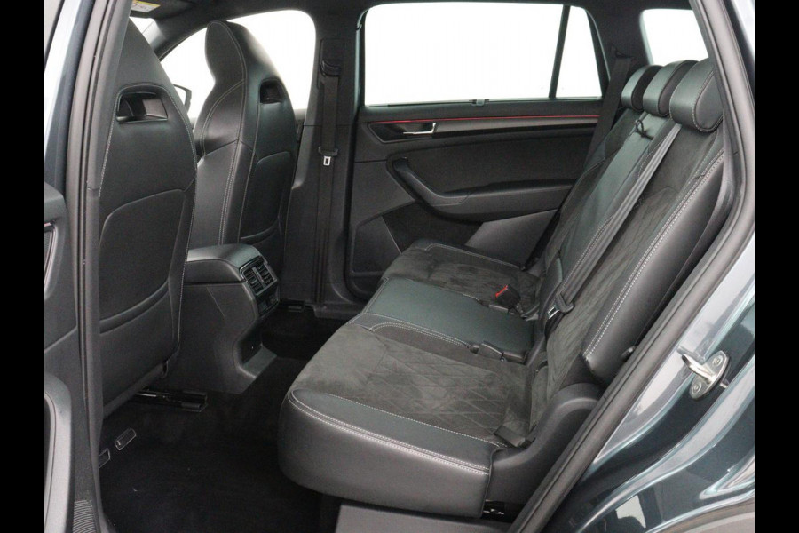 Škoda Kodiaq 1.5 TSI Sportline Business 7p. | Panoramadak | 360 Camera | Carplay | Trekhaak | Navigatie | Climate control | DAB+ | Adaptive cruise | Stoel & stuurwielverwarming | Side assist
