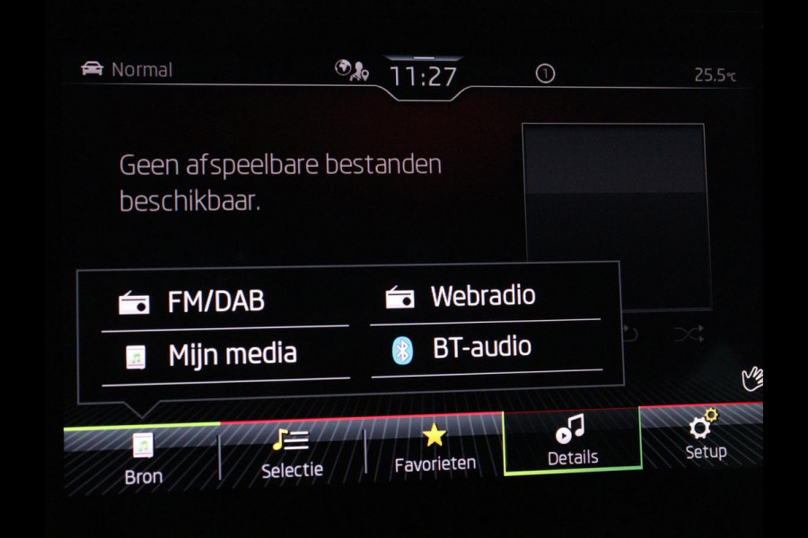 Škoda Kodiaq 1.5 TSI Sportline Business 7p. | Panoramadak | 360 Camera | Carplay | Trekhaak | Navigatie | Climate control | DAB+ | Adaptive cruise | Stoel & stuurwielverwarming | Side assist