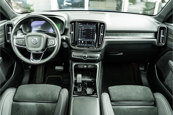Volvo C40 Recharge Twin Ultimate 78 kWh | SOH 92%  | PANO | ACC | HK | 360 Camera | 1500kg trekgewicht