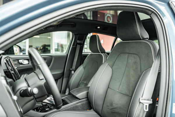 Volvo C40 Recharge Twin Ultimate 78 kWh | SOH 92%  | PANO | ACC | HK | 360 Camera | 1500kg trekgewicht