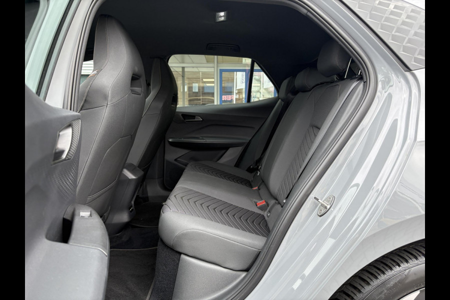 CUPRA Born Essential 62 kWh | 19 Inch | PDC V+A | Carplay | Stuurverwarming |