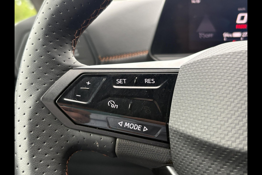 CUPRA Born Essential 62 kWh | 19 Inch | PDC V+A | Carplay | Stuurverwarming |