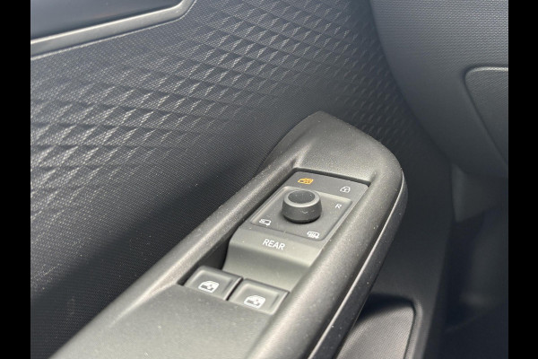 CUPRA Born Essential 62 kWh | 19 Inch | PDC V+A | Carplay | Stuurverwarming |