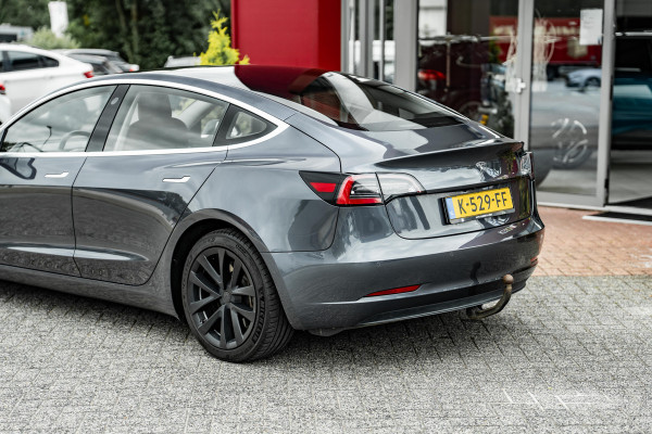 Tesla Model 3 Standard RWD Plus | Trekhaak | Tabacco Leder | SOH 93%