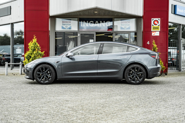 Tesla Model 3 Standard RWD Plus | Trekhaak | Tabacco Leder | SOH 93%