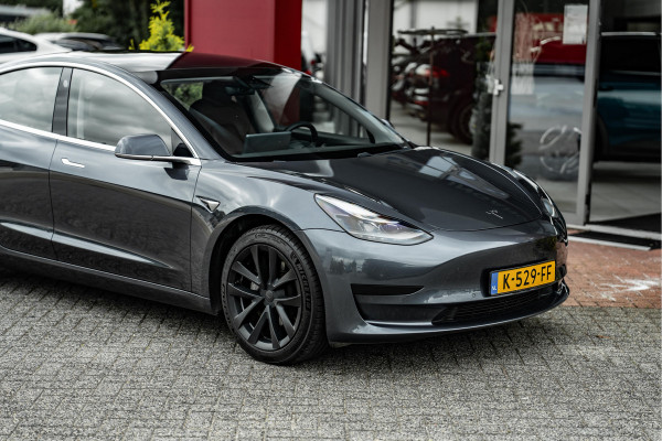 Tesla Model 3 Standard RWD Plus | Trekhaak | Tabacco Leder | SOH 93%