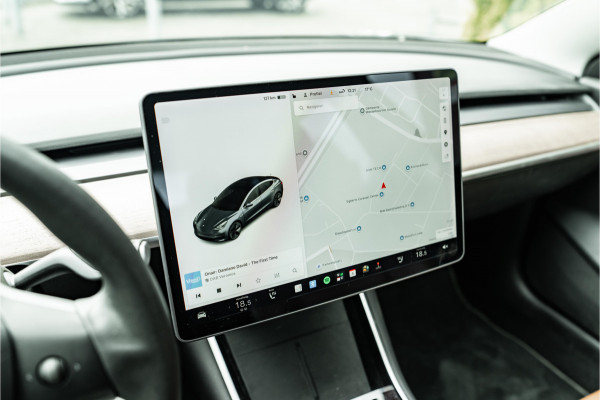 Tesla Model 3 Standard RWD Plus | Trekhaak | Tabacco Leder | SOH 93%