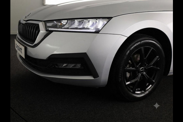 Škoda Octavia Combi 1.0 TSI Business Edition 110 pk | Verlengde garantie | Navigatie | Parkeersensoren | Apple Carplay/Android Auto | LED koplampen |