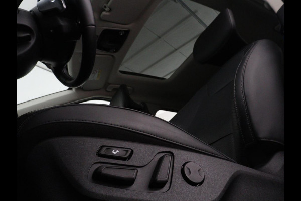 Kia Ev6 Plus Advanced 77.4 kWh | SOH 93,7% | Panoramadak | 360 camera | Stoel & stuurverwarming | Stoelkoeling | Adaptive cruise | Climate control | Navigatie | DAB+ | Bluetooth | Carplay | Sfeerverlichting | Keyless | Meridan surround | Side assist
