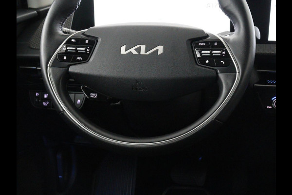 Kia Ev6 Plus Advanced 77.4 kWh | SOH 93,7% | Panoramadak | 360 camera | Stoel & stuurverwarming | Stoelkoeling | Adaptive cruise | Climate control | Navigatie | DAB+ | Bluetooth | Carplay | Sfeerverlichting | Keyless | Meridan surround | Side assist