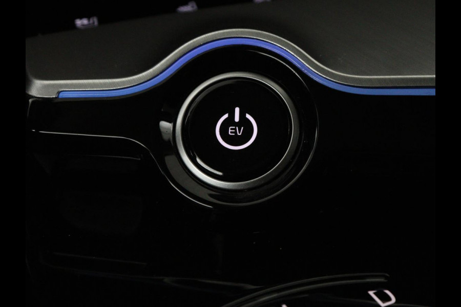 Kia Ev6 Plus Advanced 77.4 kWh | SOH 93,7% | Panoramadak | 360 camera | Stoel & stuurverwarming | Stoelkoeling | Adaptive cruise | Climate control | Navigatie | DAB+ | Bluetooth | Carplay | Sfeerverlichting | Keyless | Meridan surround | Side assist