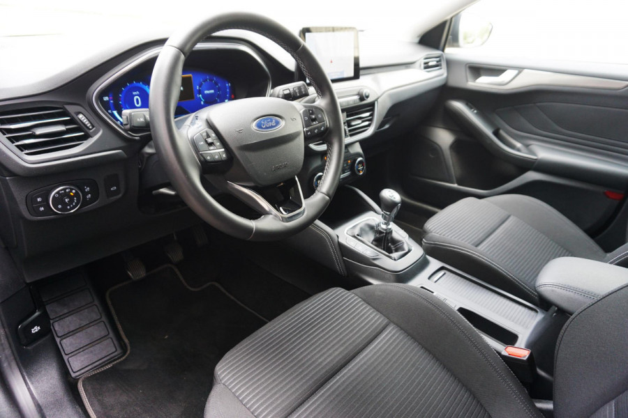 Ford FOCUS Wagon 1.0 EcoB.125PK Titanium X Business/Trekhaak/ Dealeronderhouden.