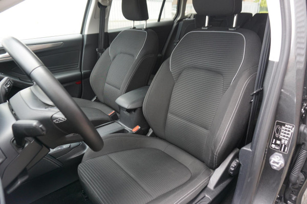 Ford FOCUS Wagon 1.0 EcoB.125PK Titanium X Business/Trekhaak/ Dealeronderhouden.