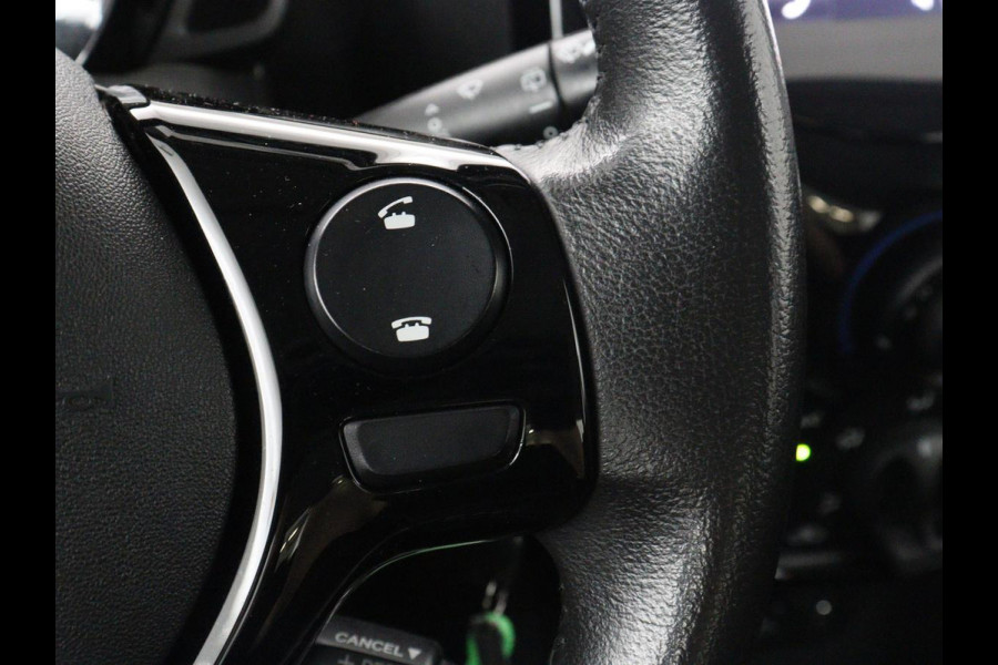 Peugeot 108 1.0 e-VTi Allure | Cruise control | Navigatie | DAB+ | Mirrorlink | Bluetooth | Airco