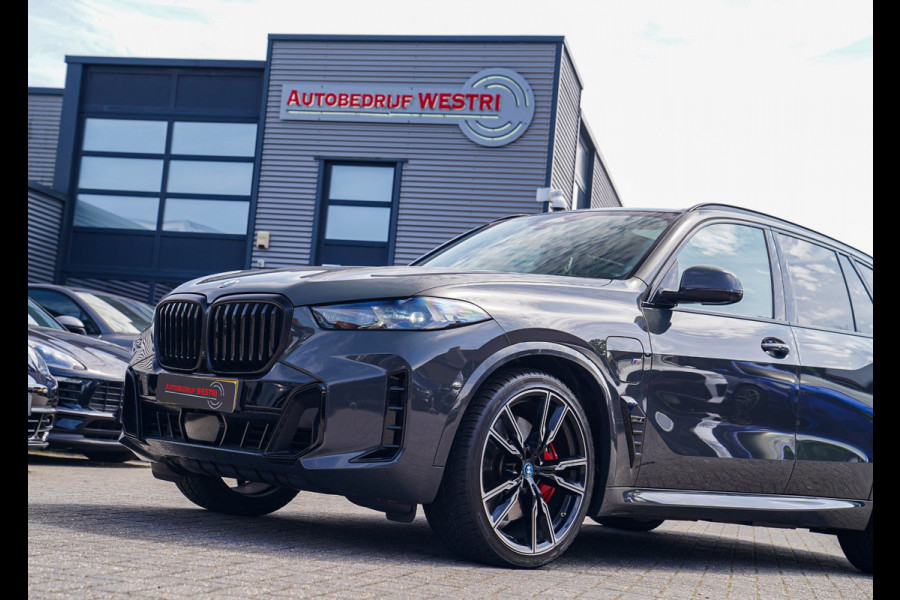 BMW X5 XDrive50e High Executive | X5M Kuipstoelen | Driving assistant Prof | HuD | Dravit Grau | Luchtvering | Stoelverkoeling |