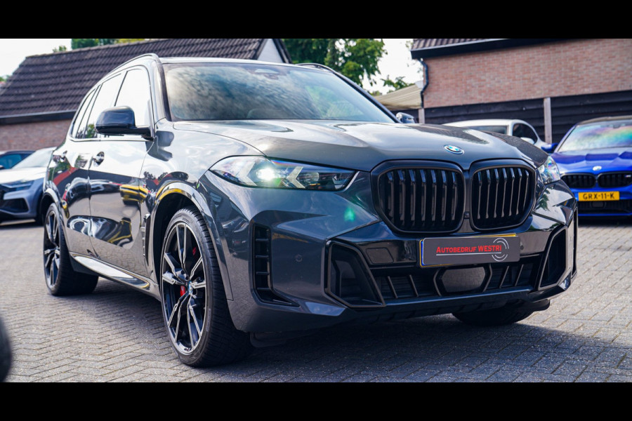 BMW X5 XDrive50e High Executive | X5M Kuipstoelen | Driving assistant Prof | HuD | Dravit Grau | Luchtvering | Stoelverkoeling |
