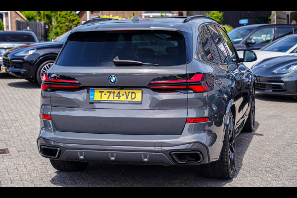 BMW X5 XDrive50e High Executive | X5M Kuipstoelen | Driving assistant Prof | HuD | Dravit Grau | Luchtvering | Stoelverkoeling |