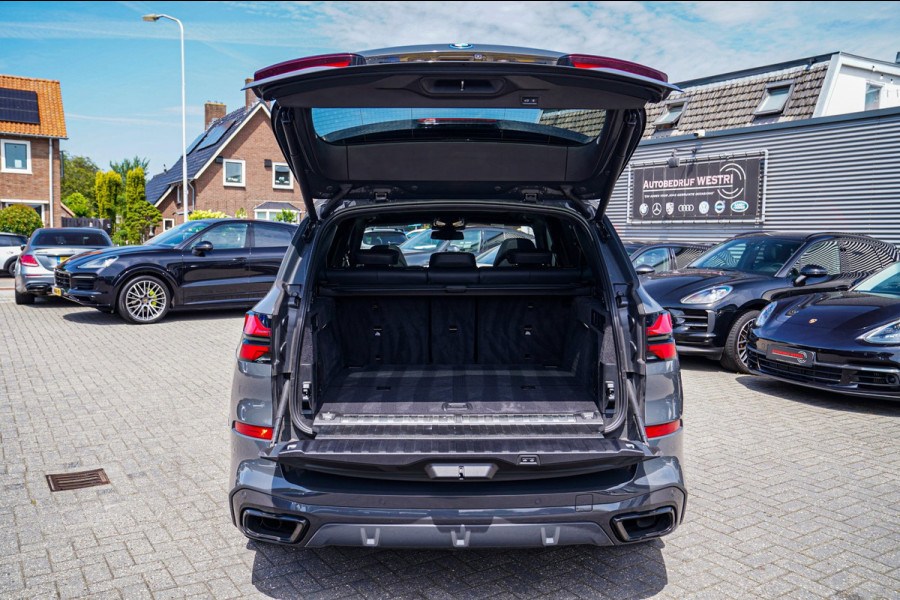 BMW X5 XDrive50e High Executive | X5M Kuipstoelen | Driving assistant Prof | HuD | Dravit Grau | Luchtvering | Stoelverkoeling |
