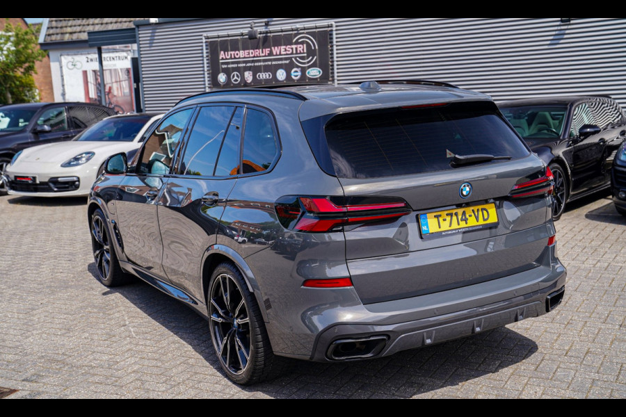 BMW X5 XDrive50e High Executive | X5M Kuipstoelen | Driving assistant Prof | HuD | Dravit Grau | Luchtvering | Stoelverkoeling |