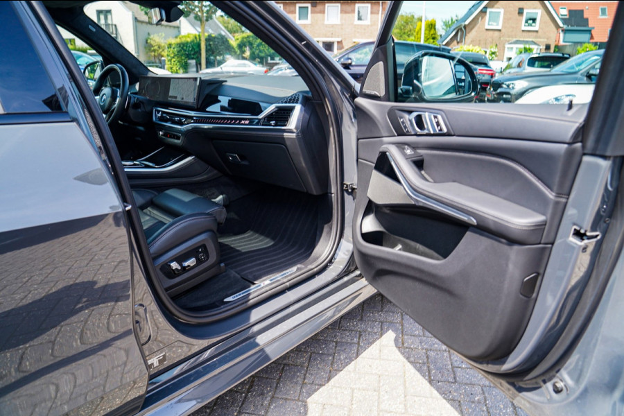 BMW X5 XDrive50e High Executive | X5M Kuipstoelen | Driving assistant Prof | HuD | Dravit Grau | Luchtvering | Stoelverkoeling |