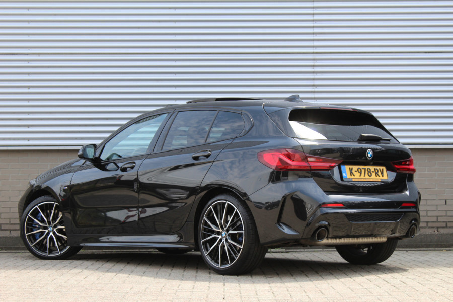 BMW 1-serie 118i High Executive M-Sport Plus | Shadow Line | Panoramadak | Leder | Active Cruise