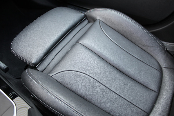 BMW 1-serie 118i High Executive M-Sport Plus | Shadow Line | Panoramadak | Leder | Active Cruise
